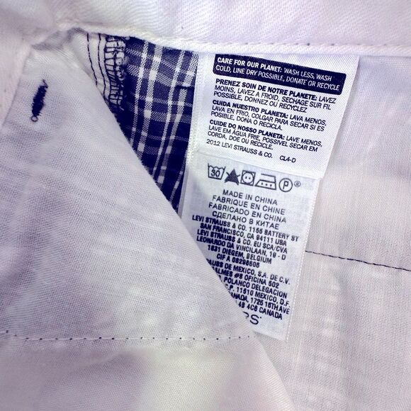 Dockers Shorts - Picture 11 of 11